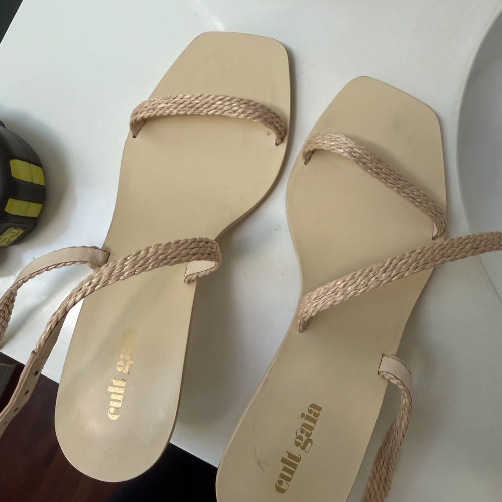 Cult Gaia kitten heel sandals - Picture 7 of 8